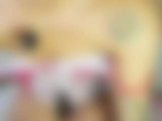 Live cam show with Gaby - Camel Toe on Chatstar