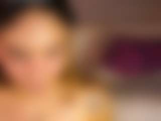 Live cam show with Gaby - Facial Piercings on thefappeningchat.com