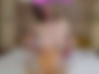 Live cam show with milfaolla - Small Ass on SquirtSoMuch