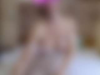 Live cam show with milfaolla - Blonde Hair on hrnylive.com