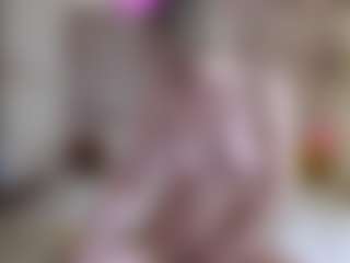 Live cam show with milfaolla - Blonde Hair Petite on live18s.com