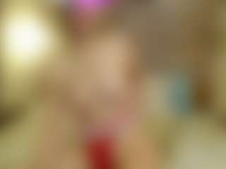 Live cam show with milfaolla - Petite on boobsie.com