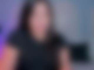Valeria Roldan MILF webcam performer live streaming