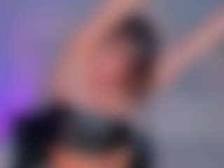 Valeria Roldan MILF webcam performer live streaming