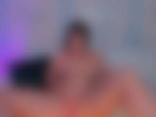 Valeria Roldan's Live Sex Cam Show