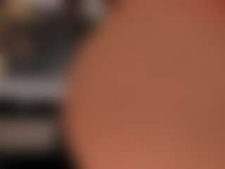 Valeria Roldan MILF webcam performer live streaming
