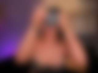 Valeria Roldan's Live Sex Cam Show