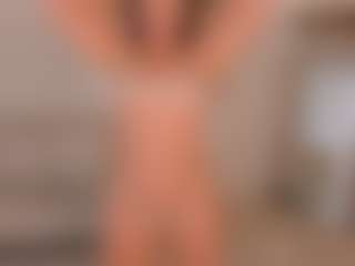 Live cam show with Valeria Roldan - Cum In Pussy on StripNow