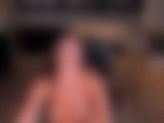 Live cam show with Valeria Roldan - Dirty on WildCum