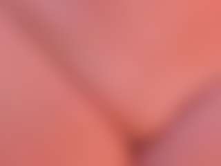 Valeria Roldan MILF webcam performer live streaming