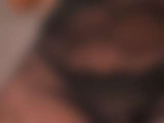 Valeria Roldan's Live Sex Cam Show