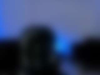 Live cam show with Valeria Roldan - Fingering on SmokeAndPoke