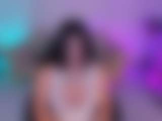 Live cam show with Valeria Roldan - Cum In Pussy on Camsoda