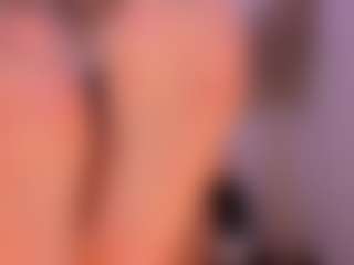 Live cam show with Valeria Roldan - Amateur on Strip Flash - Live Sex Shows