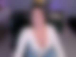 Valeria Roldan MILF webcam performer live streaming