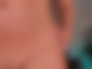 Valeria Roldan's Live Sex Cam Show