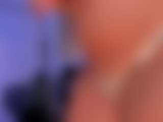 Live cam show with Valeria Roldan - Amateur MILF on SinfulBabes
