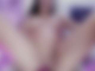 victoria-castillo MILF webcam performer live streaming