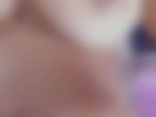 Live cam show with victoria-castillo - Robe on PervPlay.com