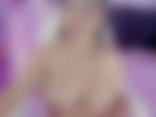 victoria-castillo MILF webcam performer live streaming
