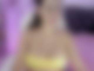 victoria-castillo MILF webcam performer live streaming