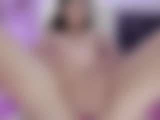 victoria-castillo MILF webcam performer live streaming