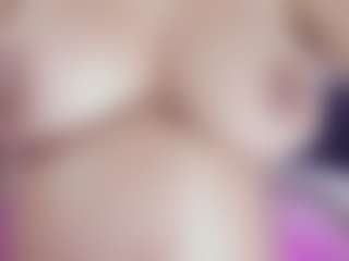 victoria-castillo's Live Sex Cam Show