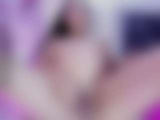 victoria-castillo's Live Sex Cam Show