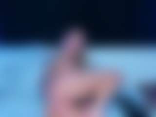 BlondeRiderxx MILF webcam performer live streaming
