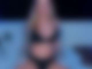 BlondeRiderxx's Live Sex Cam Show