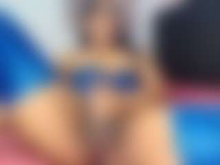 Live cam show with evangelinahot - Colombia on CamClone