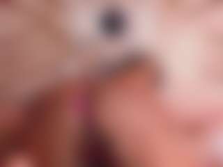 Live cam show with Kendrafosteer - Middle Aged on xDating