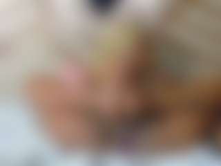 Live cam show with Kendrafosteer - Middle Aged on Cam Slut