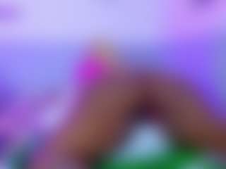 Live cam show with Kendrafosteer - Ebony on Uber Horny | colombia