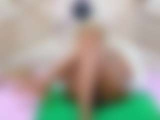 Live cam show with Kendrafosteer - Ebony MILF on liverealitysex.com
