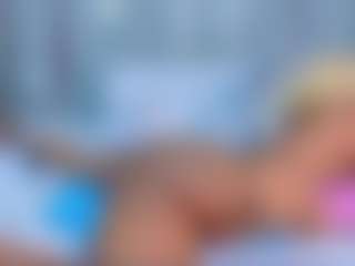 Live cam show with Kendrafosteer - Ebony MILF on Soda Cam