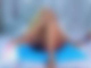 Live cam show with Kendrafosteer - Moaning on Mixed Magazine Live