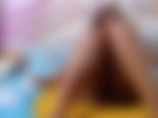 Live cam show with Kendrafosteer - Ebony MILF on Strip Flash - Live Sex Shows
