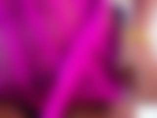 Live cam show with Kendrafosteer - Brown Hair MILF on intimatelivegirls.com