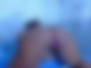 Live cam show with Kendrafosteer - Ride Torso on Soda Cam