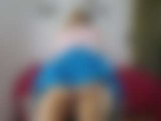 Renata salinas MILF webcam performer live streaming