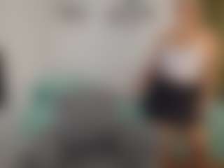 Live cam show with Renata salinas - BBW on CamwithHer