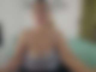 Live cam show with Renata salinas - Butt Plug on Fapmatic.com