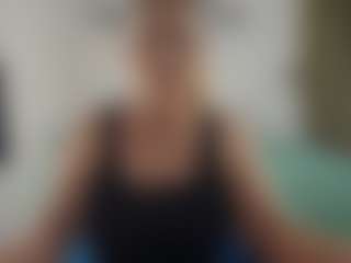 Live cam show with Renata salinas - White on Cam Slut | colombia