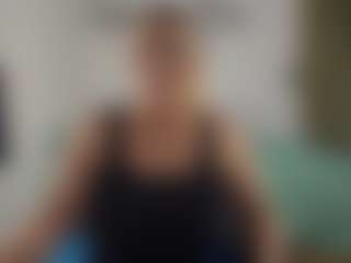 Live cam show with Renata salinas - Mature on camtv