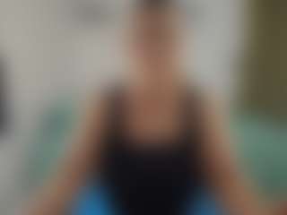 Live cam show with Renata salinas - HD on googirlz