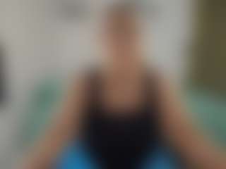 Live cam show with Renata salinas - Blonde Hair on TastyBlacksLive