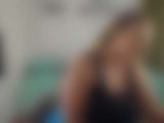 Renata salinas MILF webcam performer live streaming