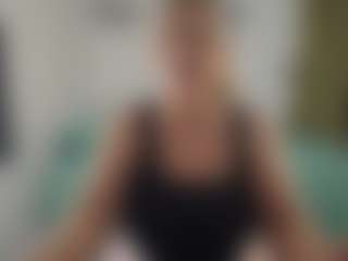 Renata salinas MILF webcam performer live streaming