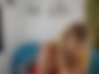 Live cam show with Renata salinas - Granny on Gym Cam Girls